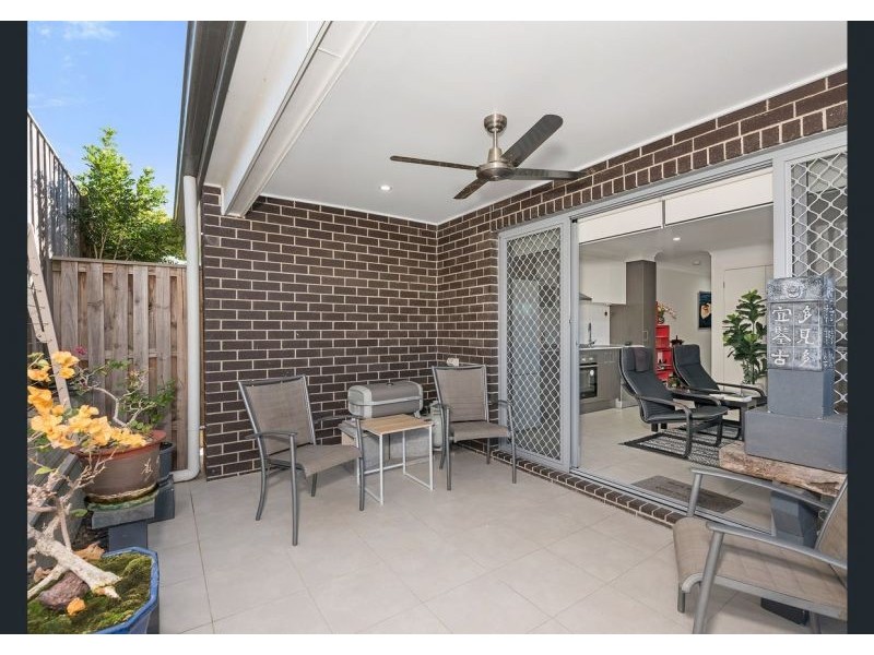 4 Eucalyptus Cres, Ripley QLD 4306