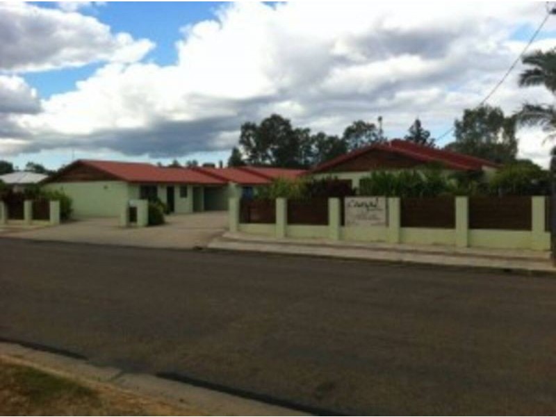 1-9/16 Pelican Street, Collinsville QLD 4804