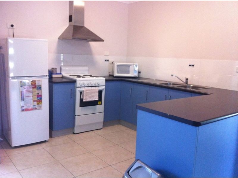 1-9/16 Pelican Street, Collinsville QLD 4804