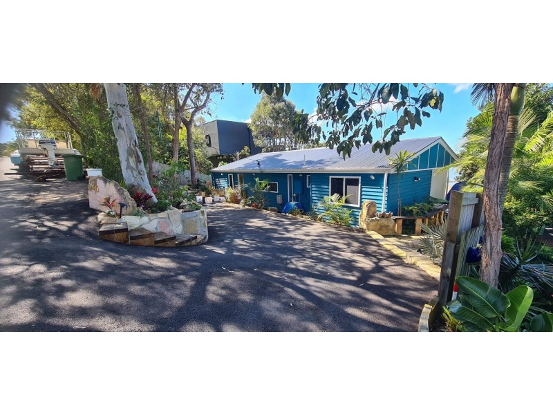 20 Koonwarra Parade, Macleay Island QLD 4184