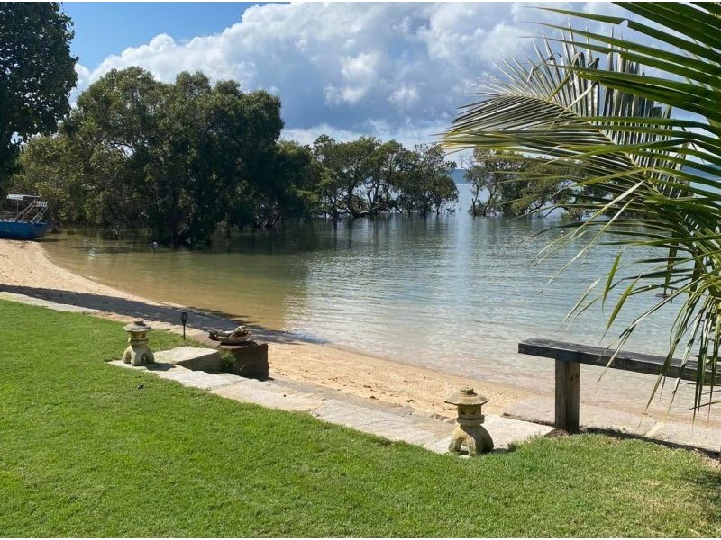 20 Koonwarra Parade, Macleay Island QLD 4184