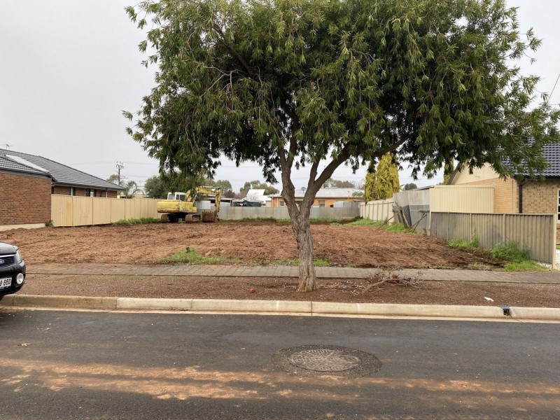 25 Davison Crescent, Smithfield Plains SA 5114
