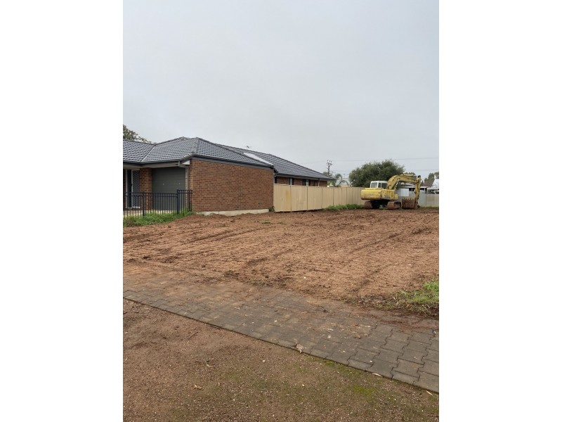 25 Davison Crescent, Smithfield Plains SA 5114