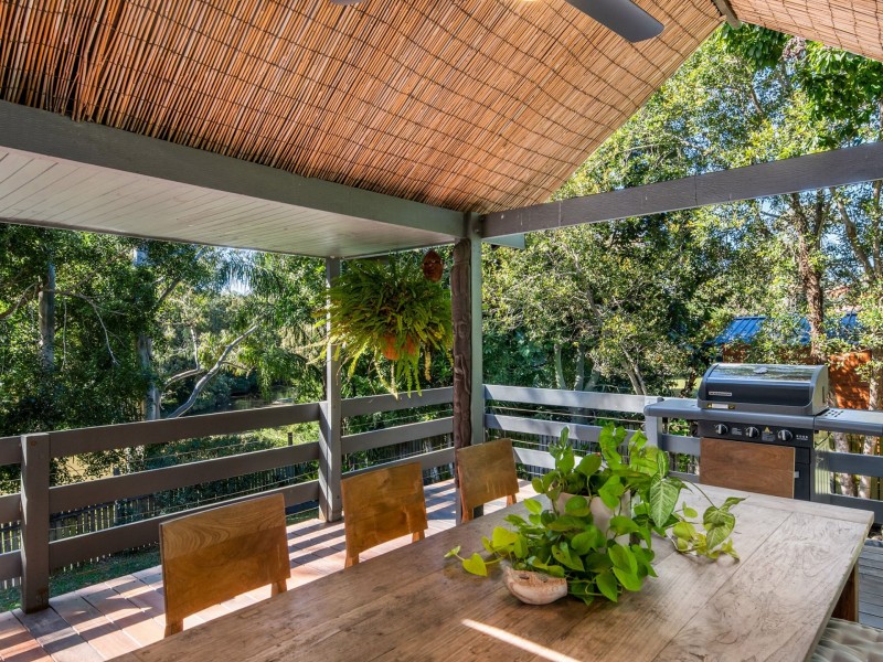 309 Winstanley Street, Carindale QLD 4152