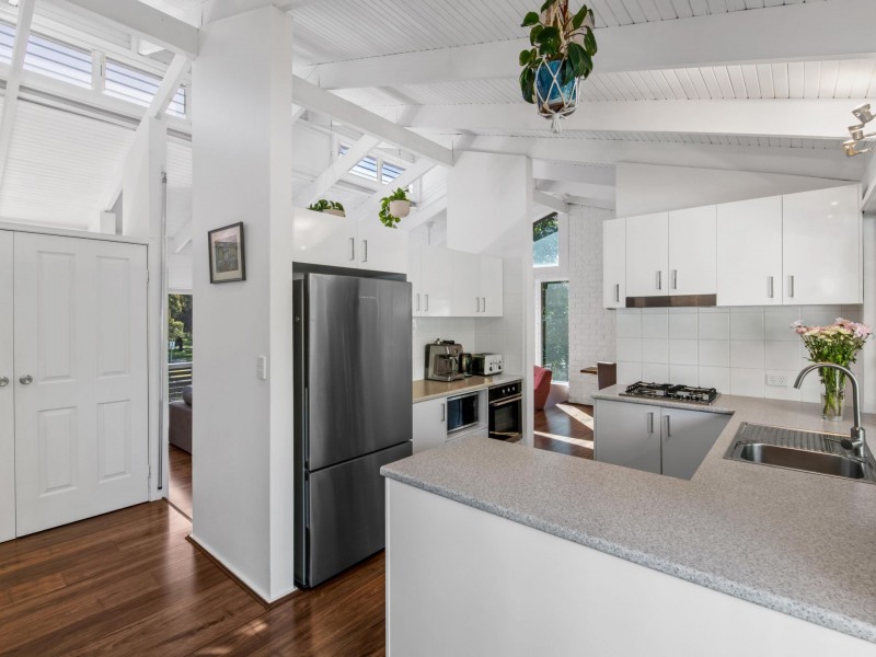 309 Winstanley Street, Carindale QLD 4152