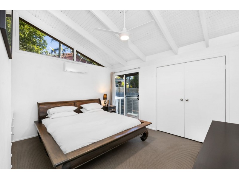 309 Winstanley Street, Carindale QLD 4152