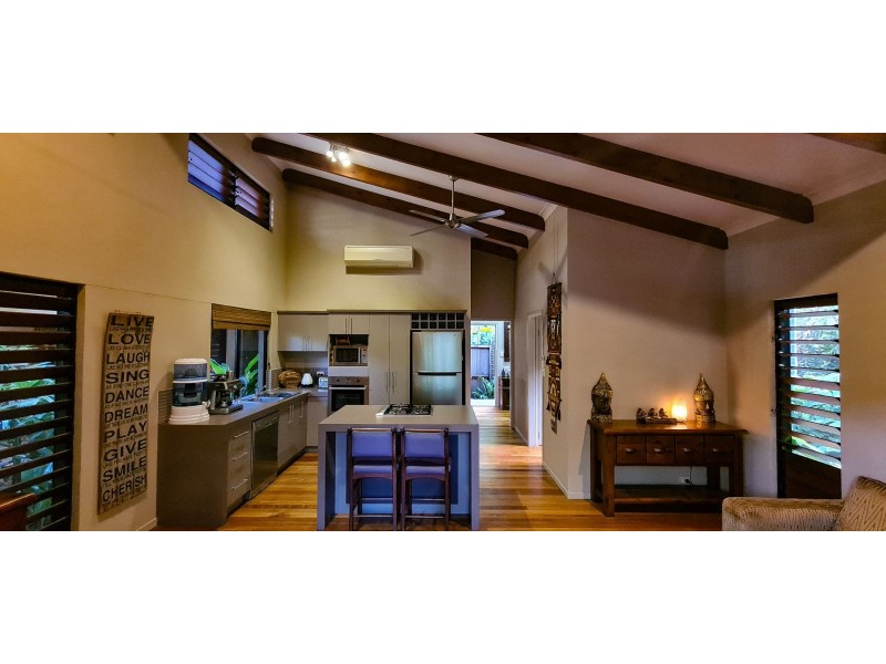 18 Mango Parkway, Nelly Bay QLD 4819