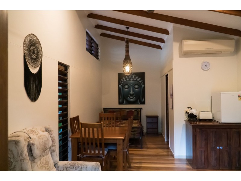 18 Mango Parkway, Nelly Bay QLD 4819