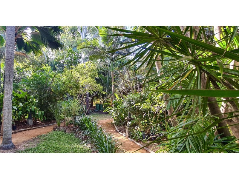 18 Mango Parkway, Nelly Bay QLD 4819