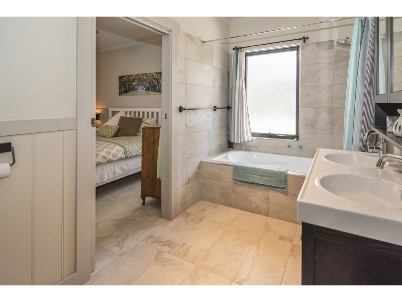 46 Halcyon Crescent, Margaret River WA 6285