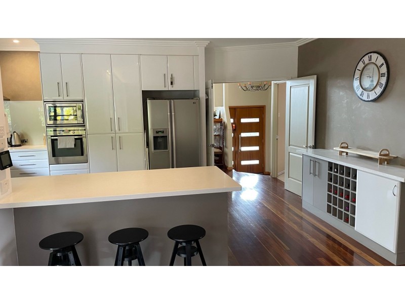 6 Kiewa Close, Wyee Point NSW 2259