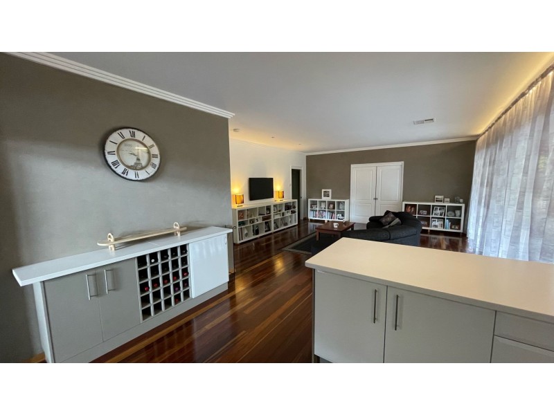 6 Kiewa Close, Wyee Point NSW 2259