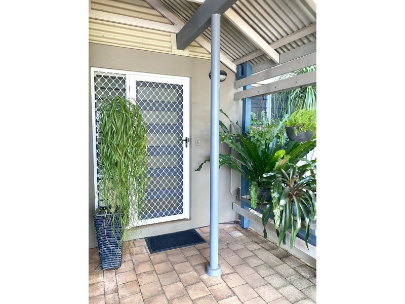 2D/5 Lorna Lim Tce, Driver NT 0830