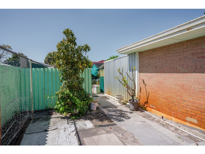 50 Lynwood Ave, Lynwood WA 6147