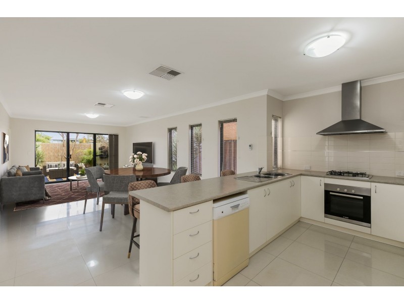 9/7 Hodnet Bend, The Vines WA 6069
