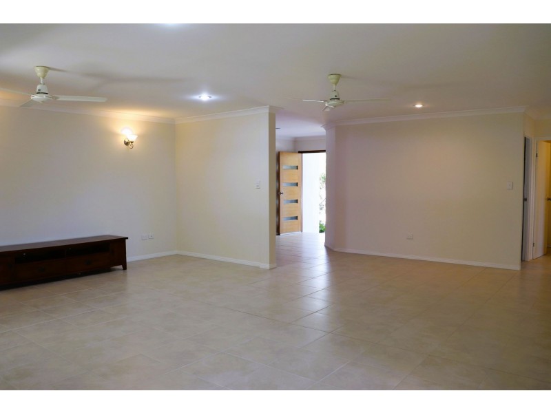 10 Fernbank Parade, Idalia QLD 4811