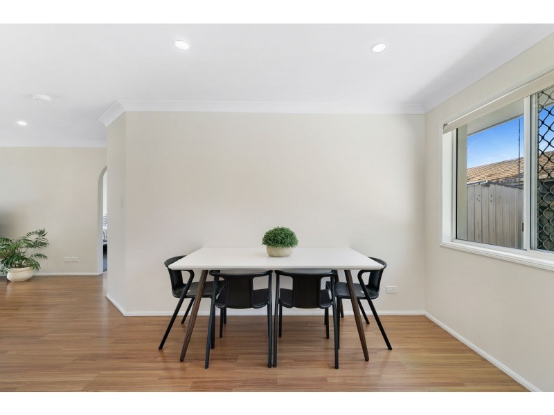 1/29 Brown Street, Labrador QLD 4215