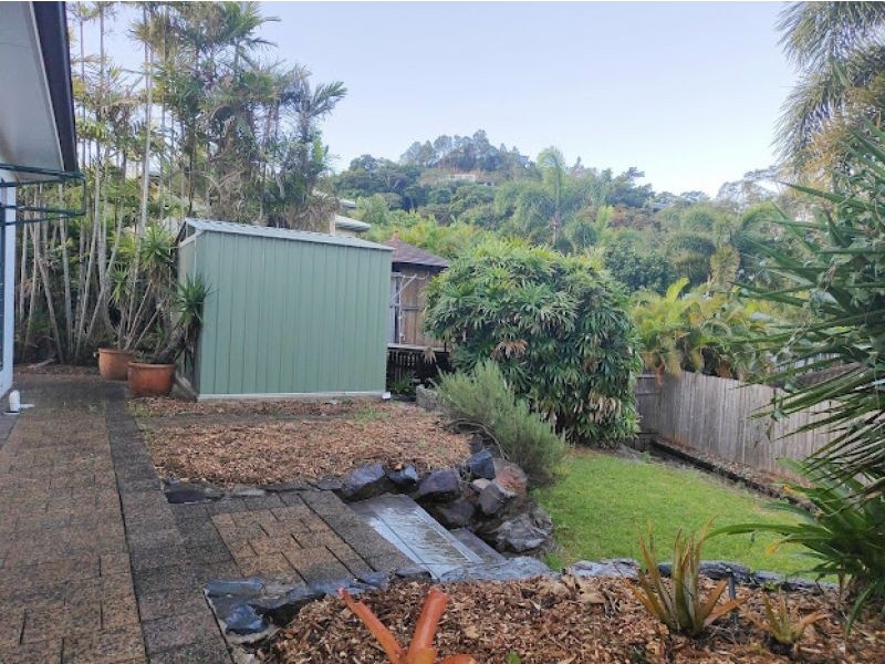 6 Barossa Close, Brinsmead QLD 4870