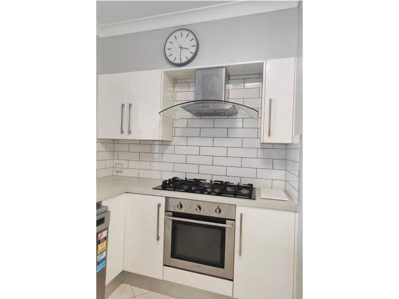 6 Barossa Close, Brinsmead QLD 4870