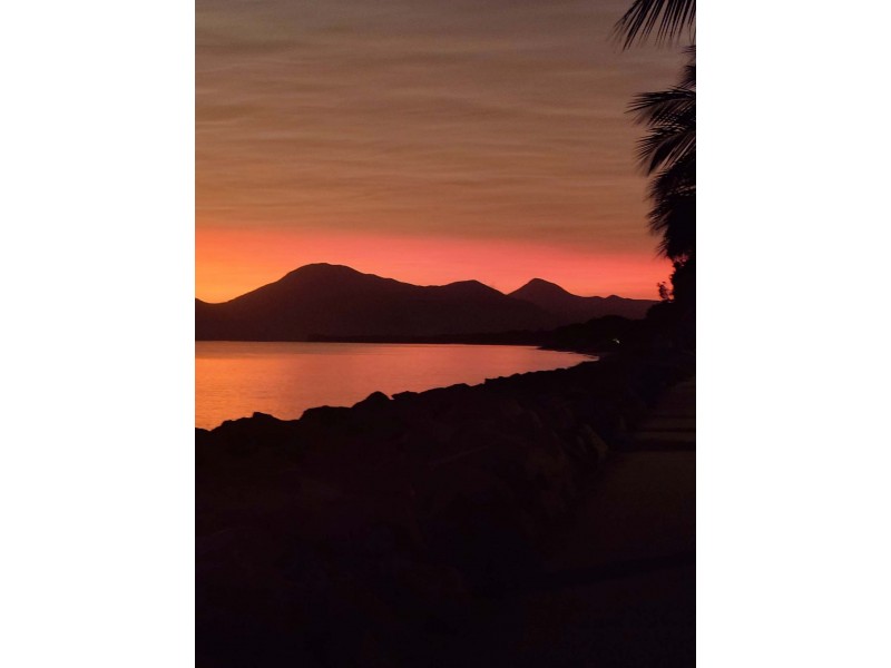 255 O’Shea Esplanade, Machans Beach QLD 4878
