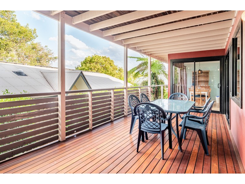 1/11 Sunnyside Ct, Maleny QLD 4552