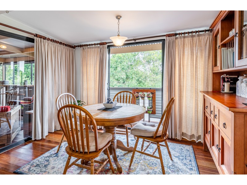 1/11 Sunnyside Ct, Maleny QLD 4552