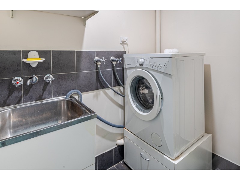 1/11 Sunnyside Ct, Maleny QLD 4552