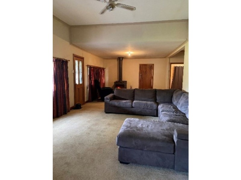 5092 Great Alpine Road, Ensay VIC 3895