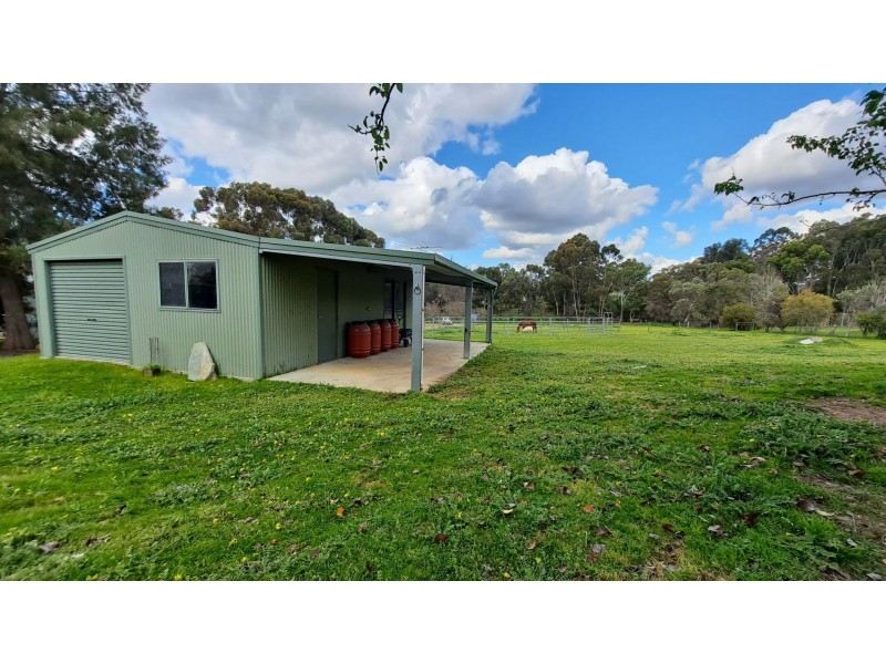 44 Reservoir Street, Chidlow WA 6556