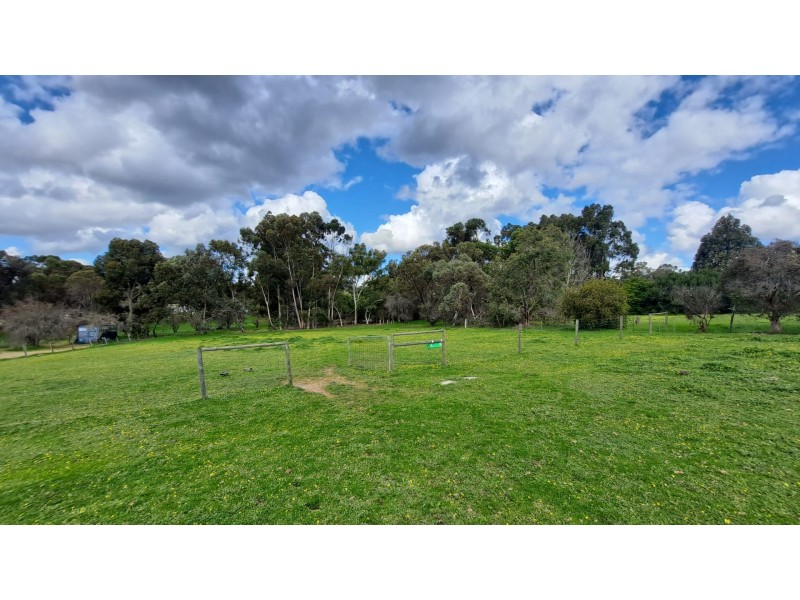 44 Reservoir Street, Chidlow WA 6556