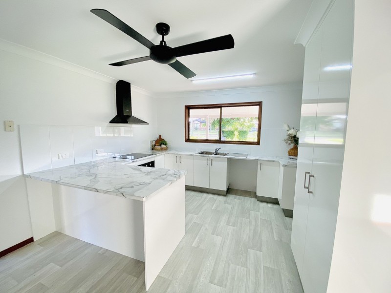 4 Picnic street, Pialba QLD 4655