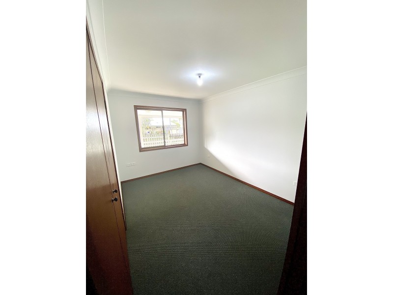4 Picnic street, Pialba QLD 4655