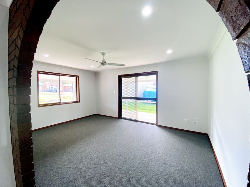 4 Picnic street, Pialba QLD 4655