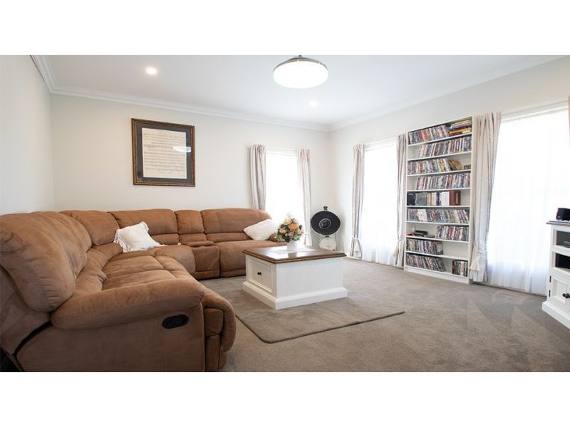 10 Sugar glider Way, Fullerton Cove NSW 2318