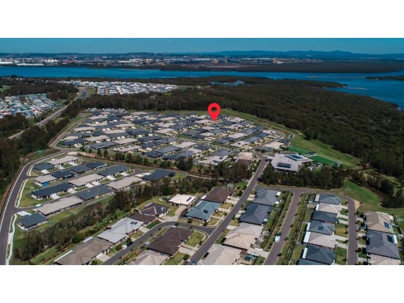 10 Sugar glider Way, Fullerton Cove NSW 2318