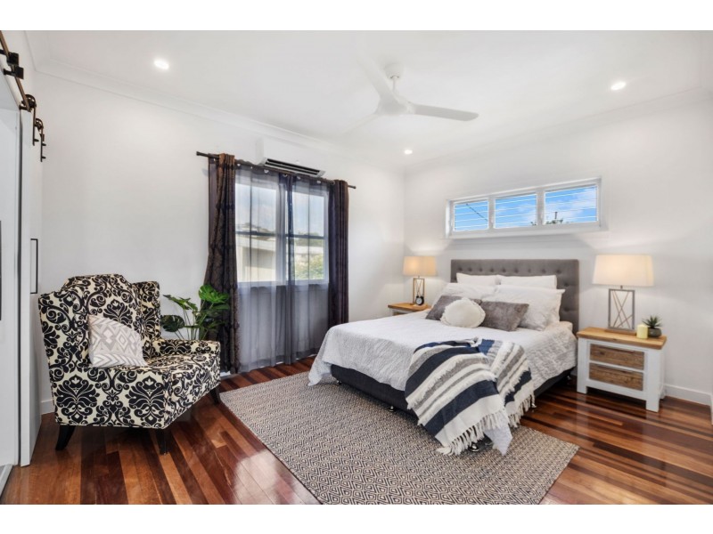 33 McKinley Street, North Ward QLD 4810