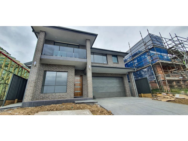 23 Fieldhouse Circuit, Campbelltown NSW 2560