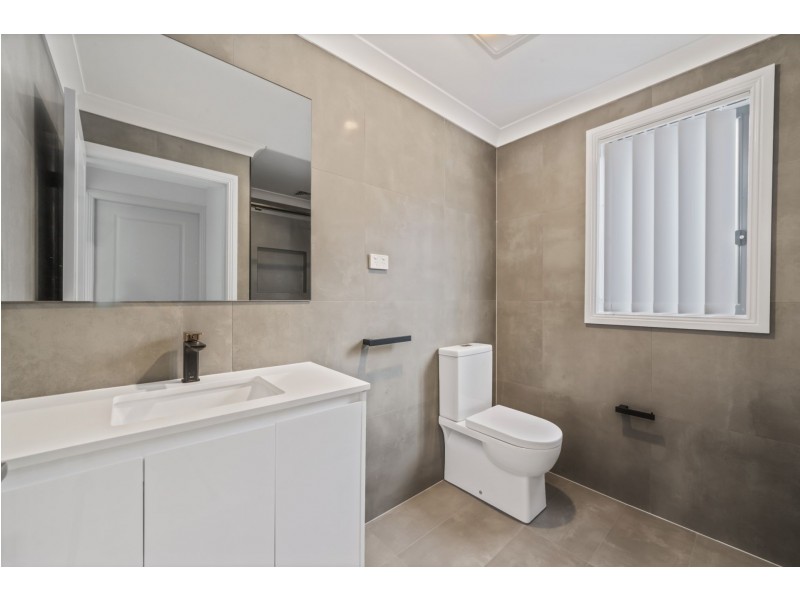 23 Fieldhouse Circuit, Campbelltown NSW 2560