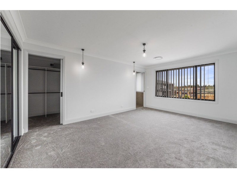 23 Fieldhouse Circuit, Campbelltown NSW 2560