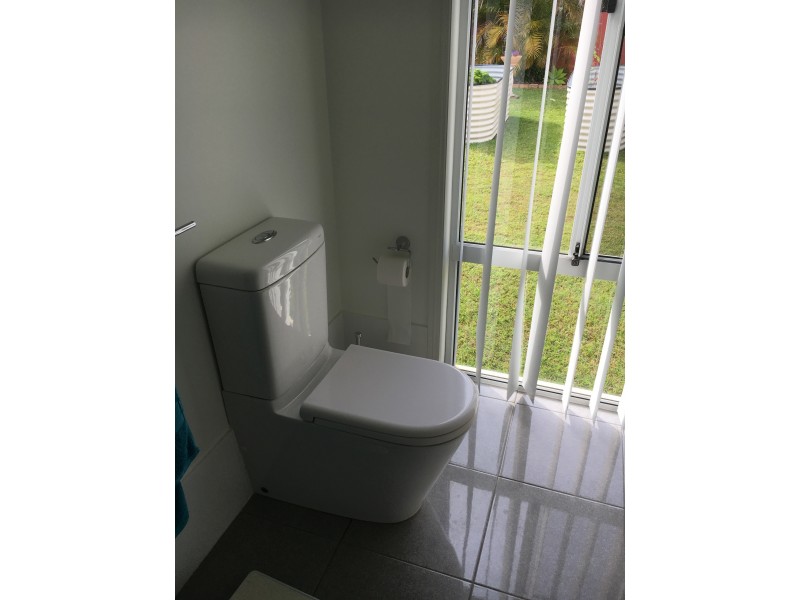 36 Maltravers Drive, Arundel QLD 4214