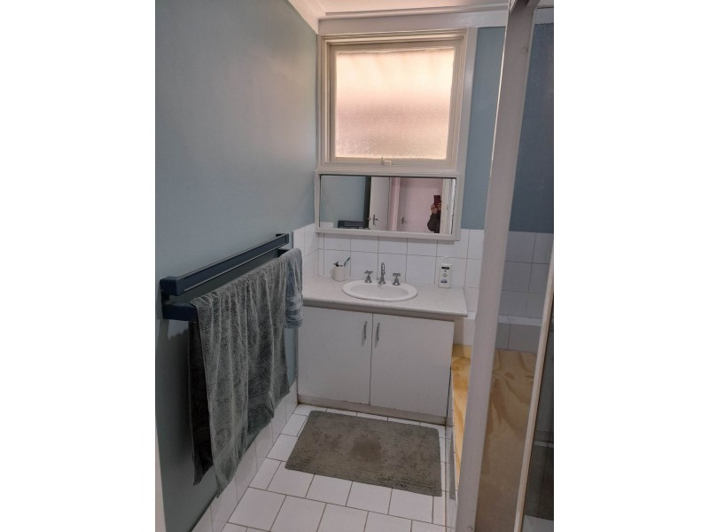 4 Dixie Road, Kelmscott WA 6111