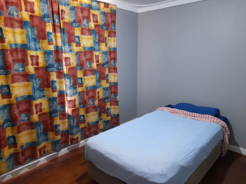 4 Dixie Road, Kelmscott WA 6111