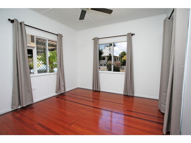 17 Tyrrell street, Gulliver QLD 4812