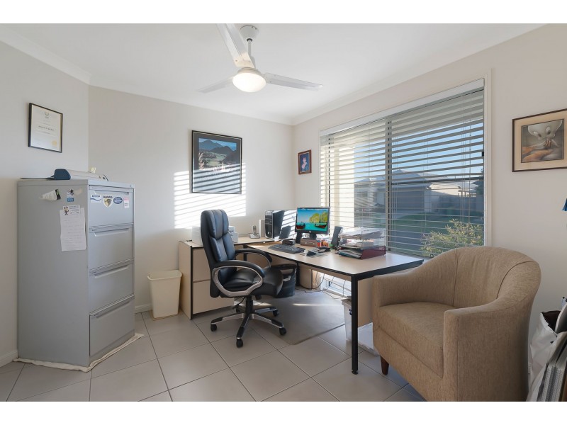 21 Parkway Crescent, Murrumba Downs QLD 4503