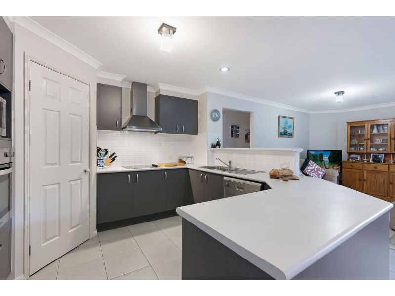21 Parkway Crescent, Murrumba Downs QLD 4503