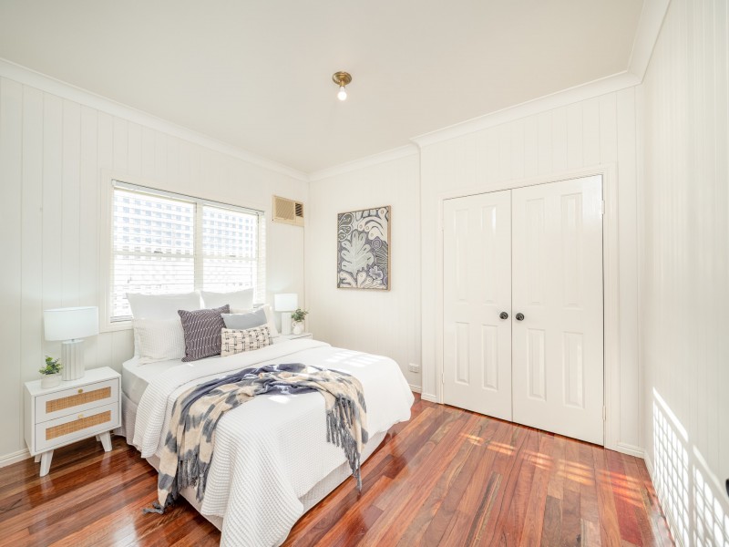 71 Erica street, Cannon Hill QLD 4170