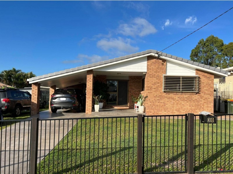 30 Parkway Drive, Scarness QLD 4655