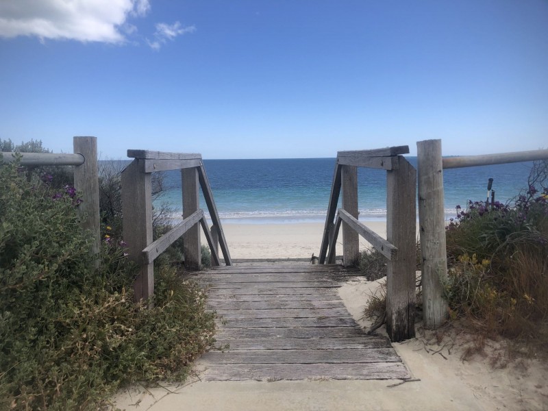 6 Neptune Place, Waikiki WA 6169