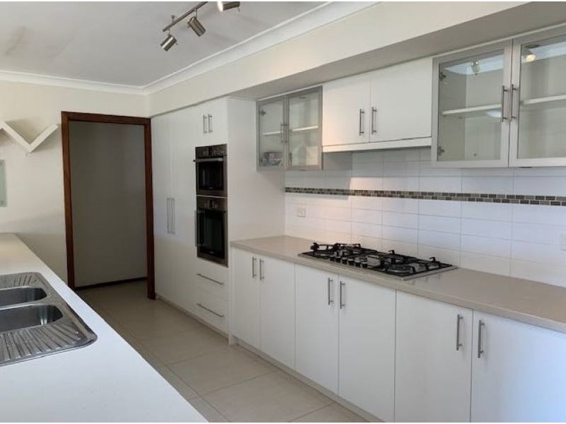 6 Neptune Place, Waikiki WA 6169