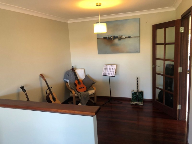 6 Neptune Place, Waikiki WA 6169